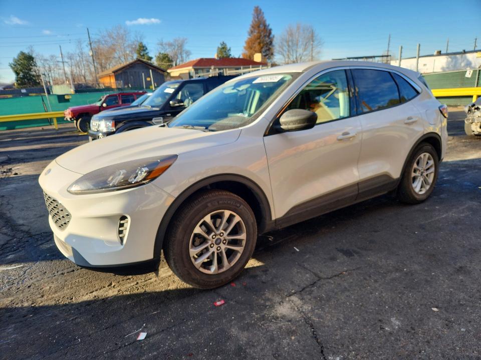 FORD ESCAPE SE 2022 with VIN 1FMCU0G68NUA62656 - Photo from auction