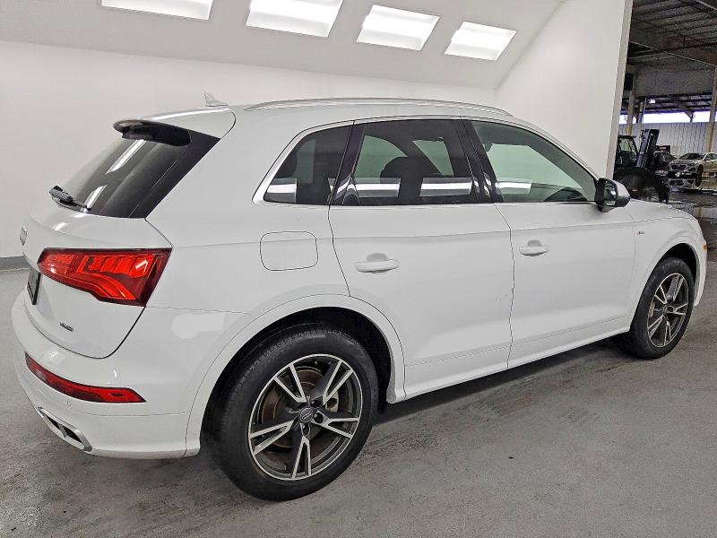 Photo 3 from auction – 2020 AUDI Q5 E PREMI with VIN WA1E2AFY4L2059459