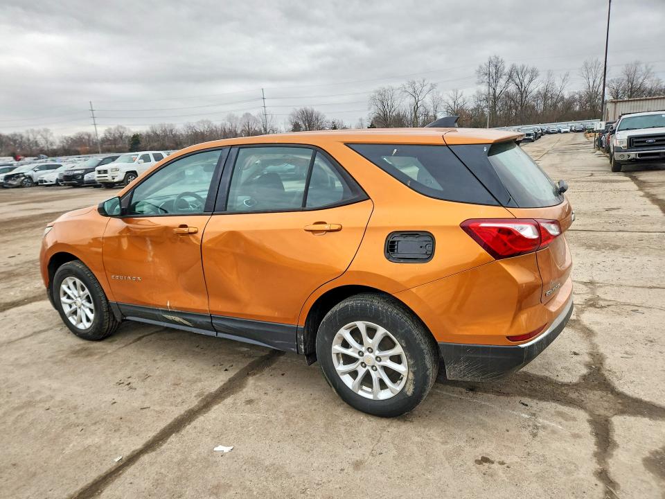 Photo 2 from auction – 2018 CHEVROLET EQUINOX with VIN 2GNAXHEV4J6151684