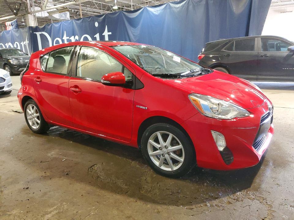 Photo 4 from auction – 2016 TOYOTA PRIUS C with VIN JTDKDTB37G1130223