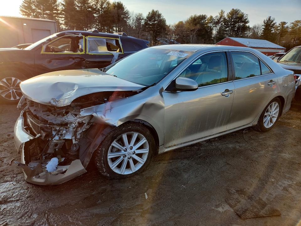 Фото 1 с аукциона – 2014 TOYOTA CAMRY с VIN 4T1BF1FK3EU731569