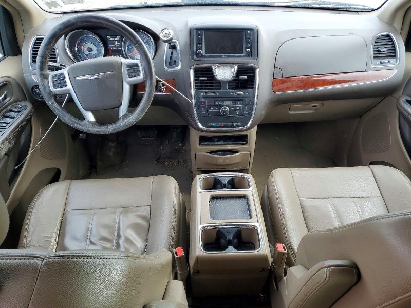 Photo 8 from auction – 2013 CHRYSLER TOWN & COU with VIN 2C4RC1BG5DR816440