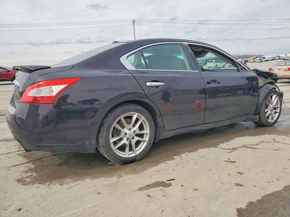 Photo 3 from auction – 2011 NISSAN MAXIMA S with VIN 1N4AA5AP8BC819520