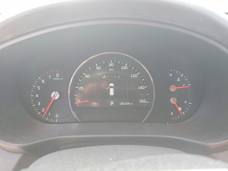 Photo 9 from auction – 2017 KIA SORENTO with VIN 5XYPK4A56HG313344