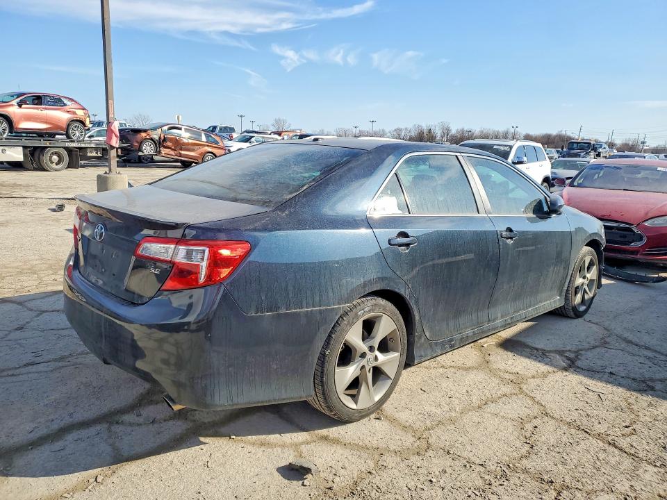 Photo 3 from auction – 2014 TOYOTA CAMRY with VIN 4T1BF1FK3EU455412