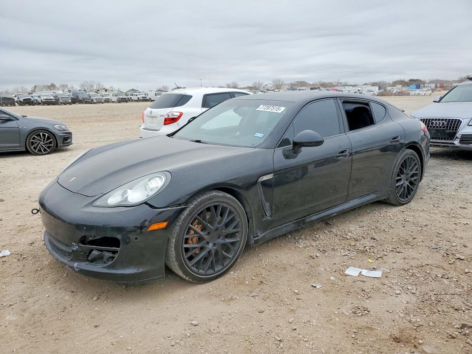 PORSCHE PANAMERA 2011 with VIN WP0AA2A72BL013620 - Photo from auction