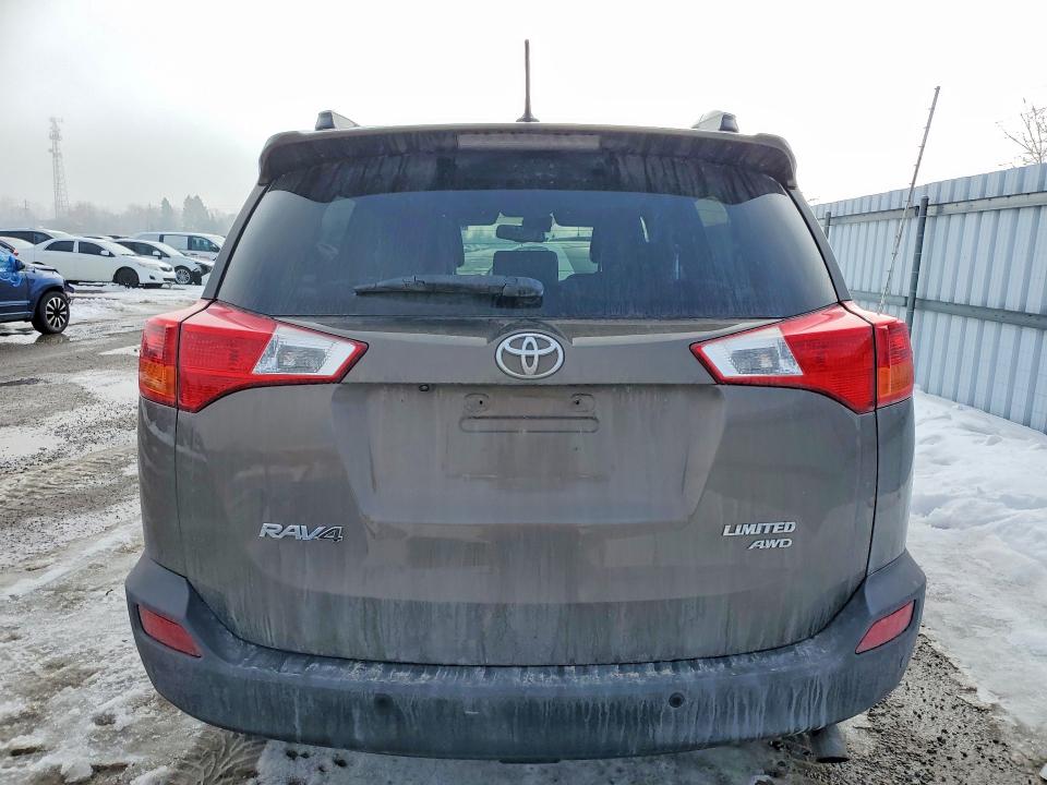 Photo 6 from auction – 2015 TOYOTA RAV4 with VIN 2T3DFREV0FW373276