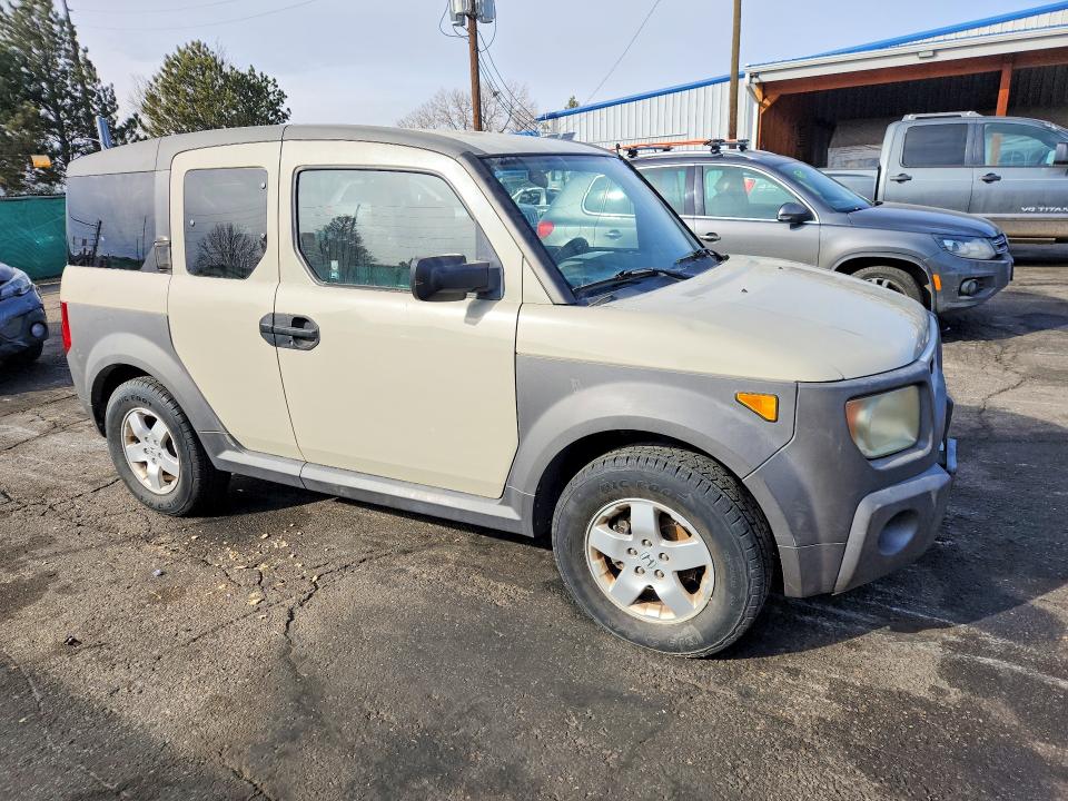 Photo 4 from auction – 2005 HONDA ELEMENT EX with VIN 5J6YH27605L010660