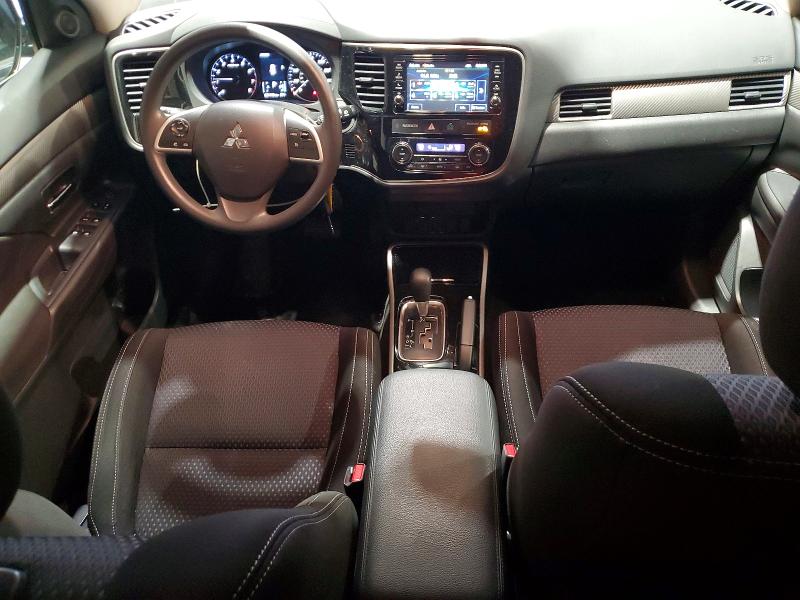 Photo 8 from auction – 2018 MITSUBISHI OUTLANDER with VIN JA4AZ3A31JZ057688