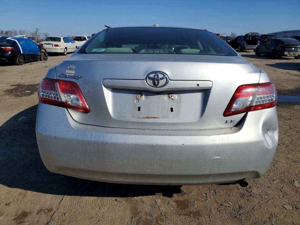 Photo 6 from auction – 2010 TOYOTA CAMRY with VIN 4T1BF3EK2AU014068