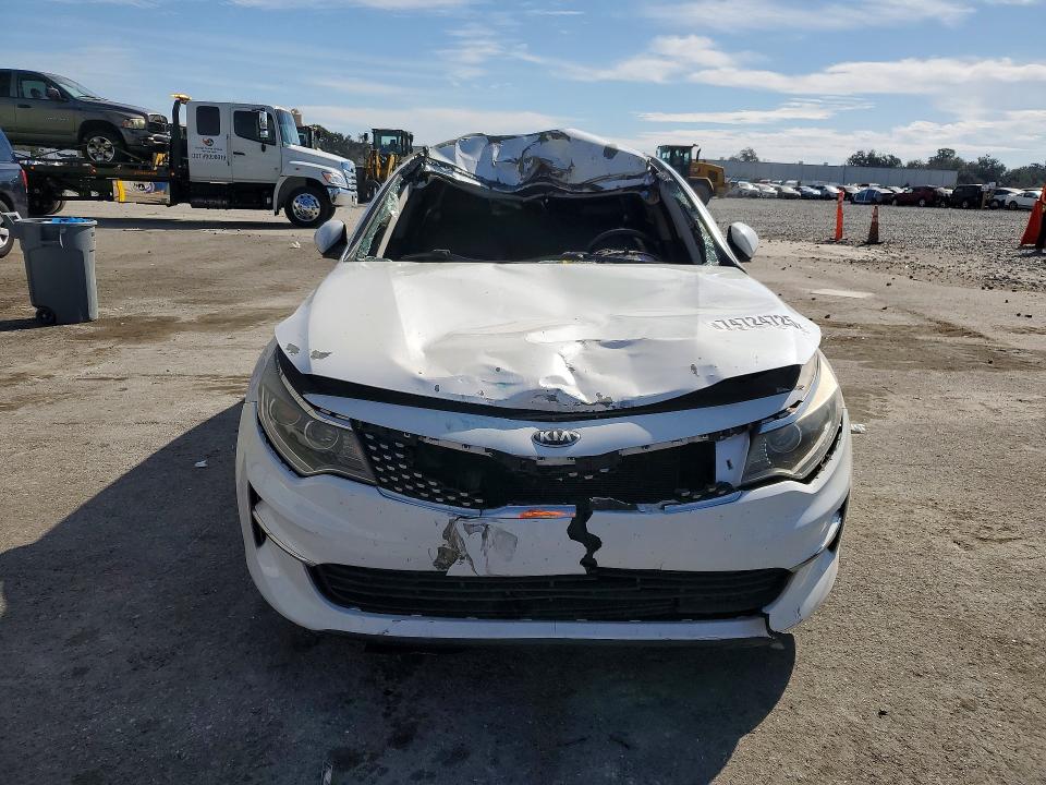 Photo 5 from auction – 2016 KIA OPTIMA EX with VIN 5XXGU4L37GG040438