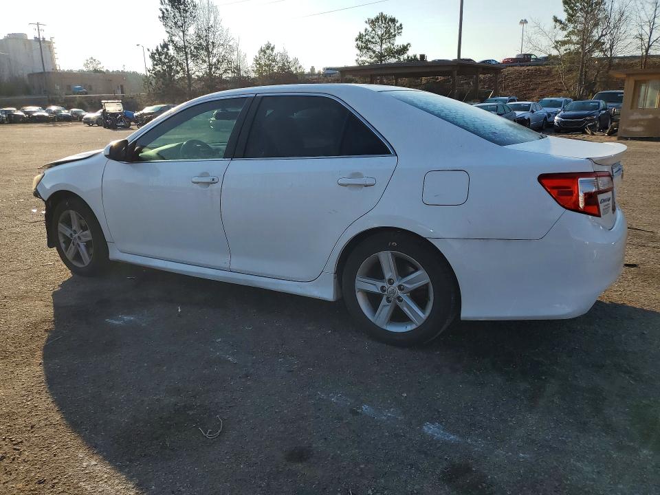 Photo 2 from auction – 2013 TOYOTA CAMRY with VIN 4T1BF1FK1DU270581
