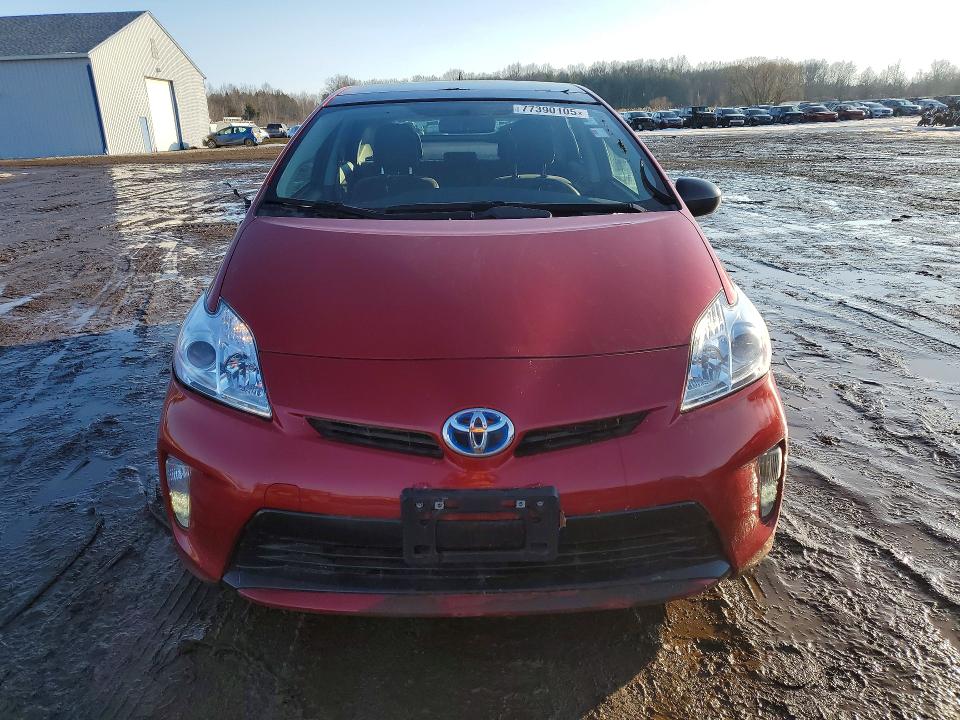 Photo 5 from auction – 2015 TOYOTA PRIUS with VIN JTDKN3DU7F1909669