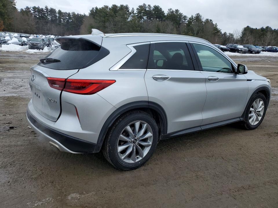 Photo 3 from auction – 2021 INFINITI QX50 LUXE with VIN 3PCAJ5BB8MF113473