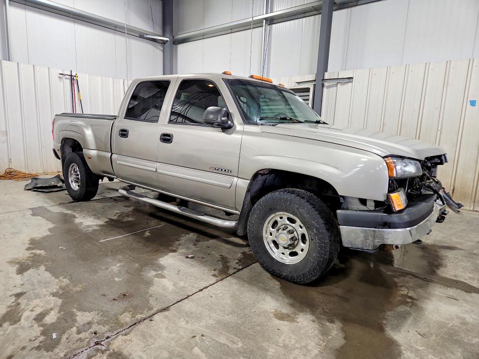 Photo 4 from auction – 2003 CHEVROLET SILVERADO with VIN 1GCGK13U73F201229