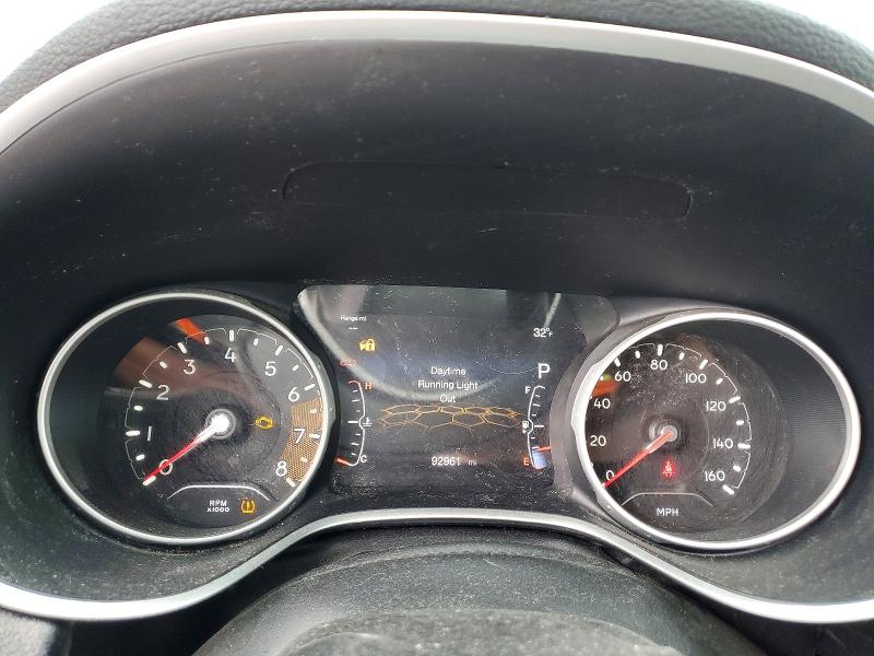 Photo 9 from auction – 2019 JEEP COMPASS with VIN 3C4NJDBB7KT656954