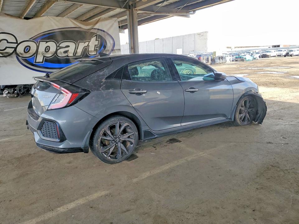 Photo 3 from auction – 2017 HONDA CIVIC with VIN SHHFK7H44HU411935
