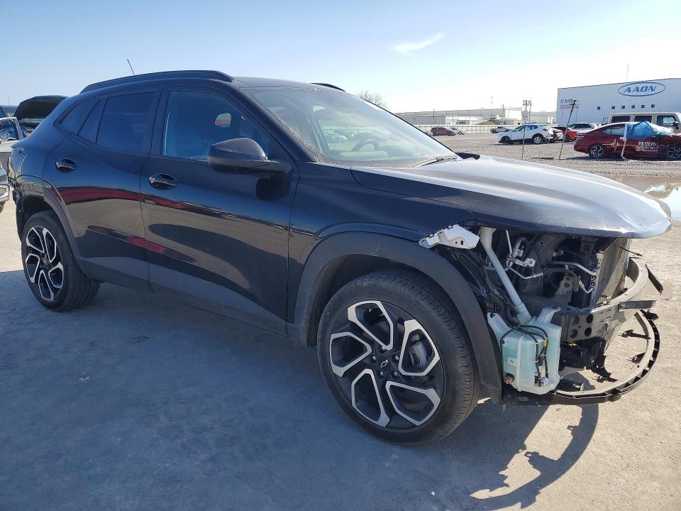 Photo 4 from auction – 2025 CHEVROLET TRAX with VIN KL77LJEP4SC016556