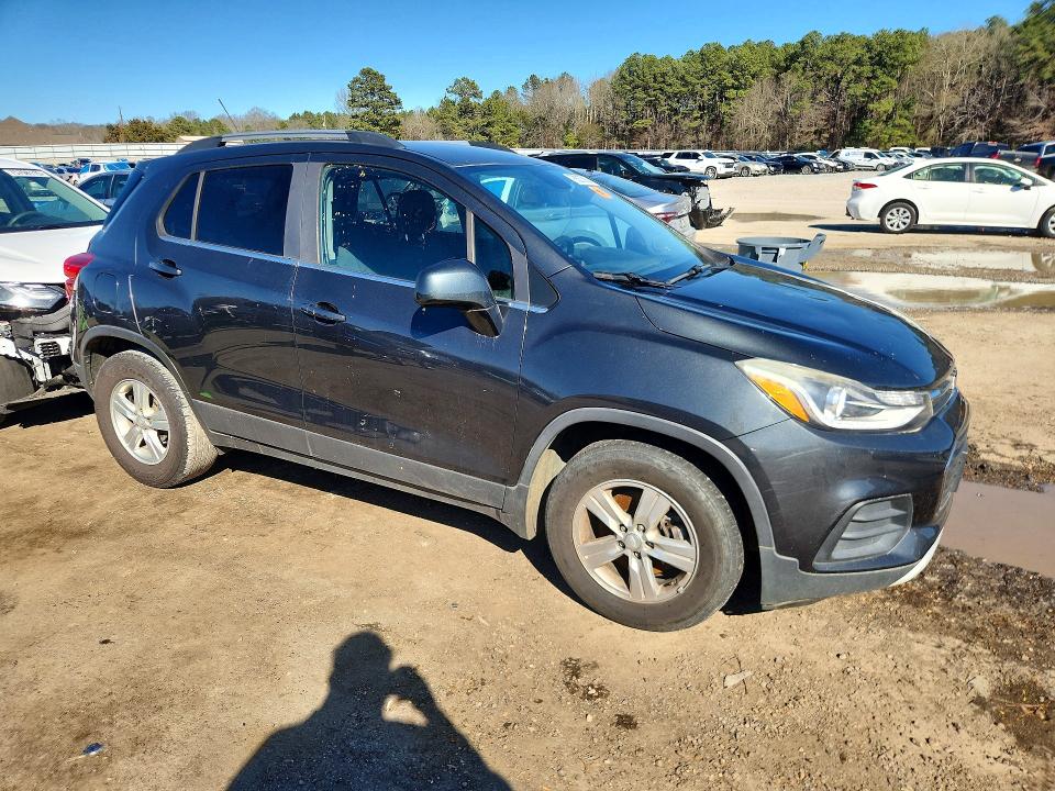 Photo 4 from auction – 2019 CHEVROLET TRAX 1LT with VIN 3GNCJLSB3KL122827