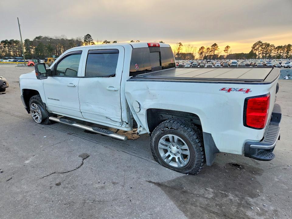 Photo 2 from auction – 2017 CHEVROLET SILVERADO with VIN 3GCUKREC9HG299899