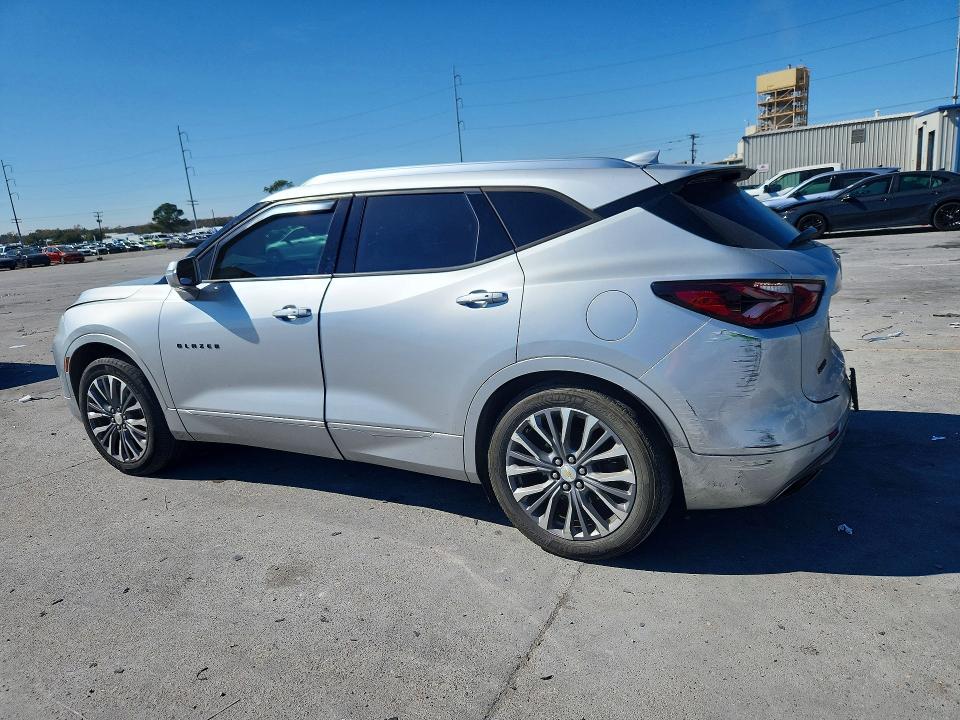 Photo 2 from auction – 2020 CHEVROLET BLAZER with VIN 3GNKBFRS4LS550672