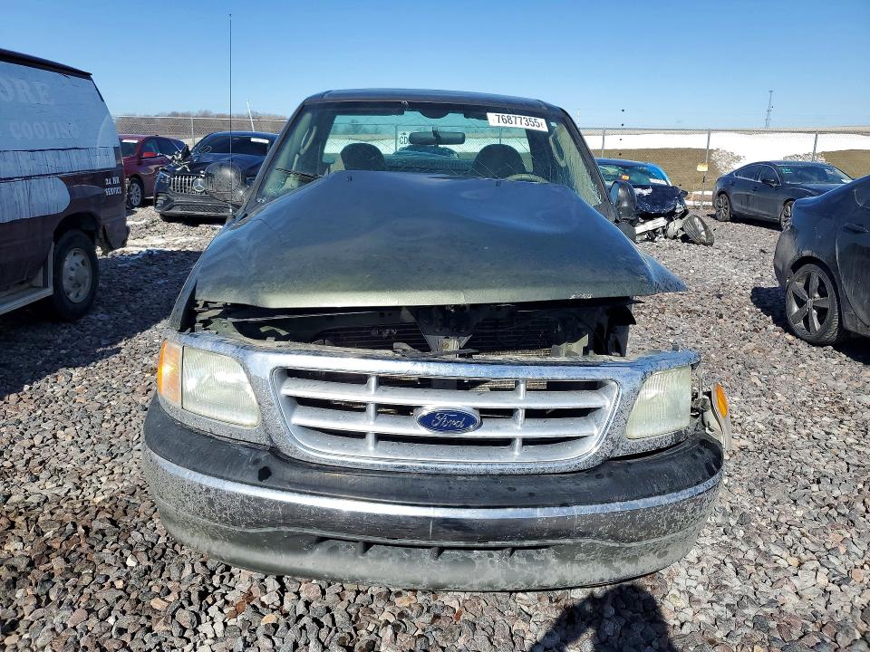Photo 5 from auction – 2003 FORD F150 with VIN 2FTRF17283CA15264