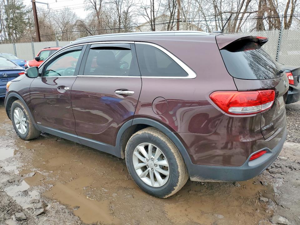 Zdjęcie 2 z aukcji – 2016 KIA SORENTO LX z VIN 5XYPGDA35GG079454