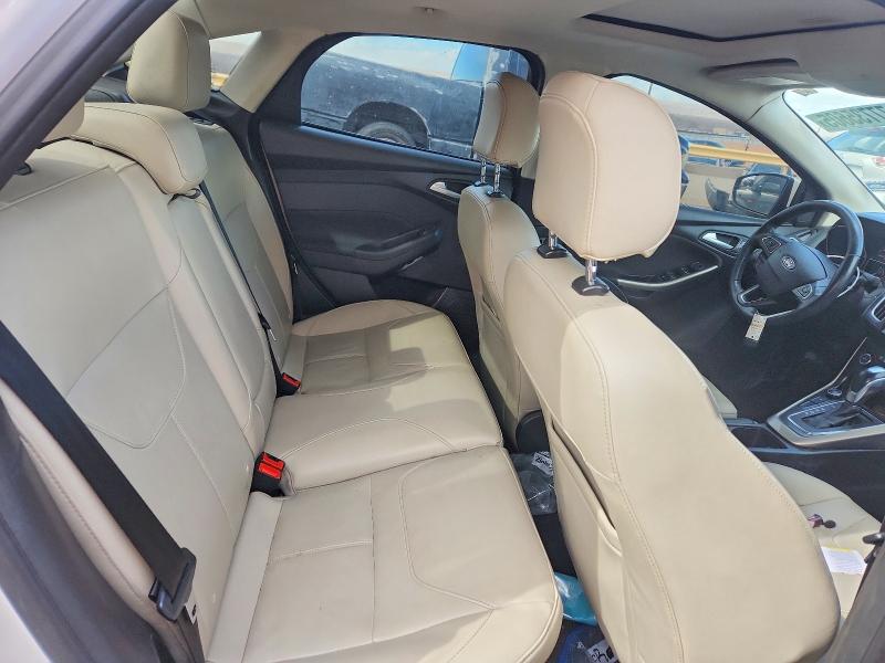 Photo 10 from auction – 2017 FORD FOCUS with VIN 1FADP3J27HL279901