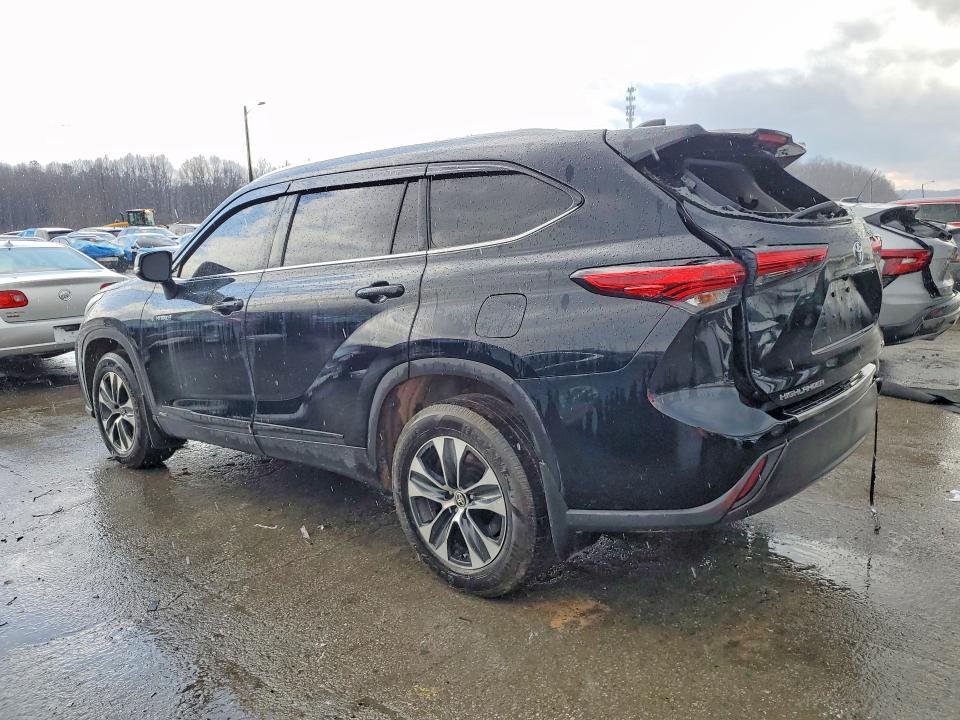 Photo 2 from auction – 2020 TOYOTA HIGHLANDER with VIN 5TDHBRCH2LS512735