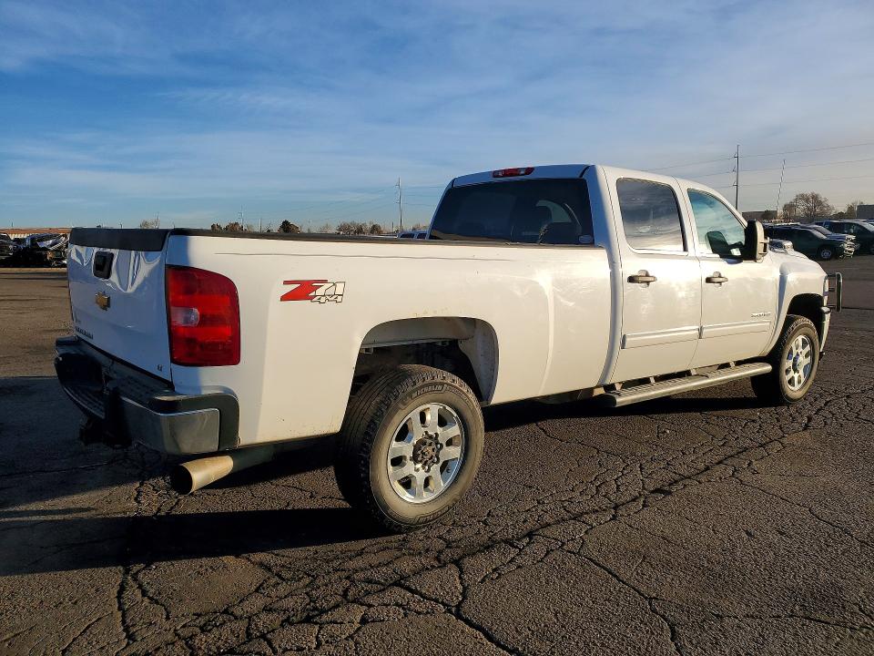 Photo 3 from auction – 2013 CHEVROLET SILVERADO with VIN 1GC4K0E86DF150997