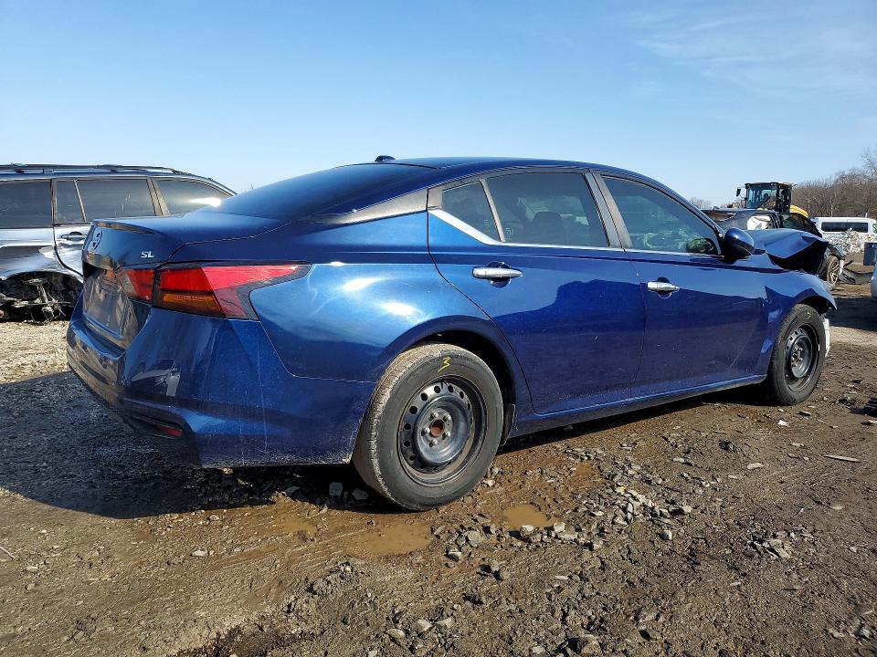 Photo 3 from auction – 2020 NISSAN ALTIMA with VIN 1N4BL4BV9LC184797