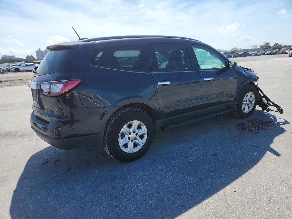 Photo 3 from auction – 2017 CHEVROLET TRAVERSE with VIN 1GNKRFKD0HJ266777