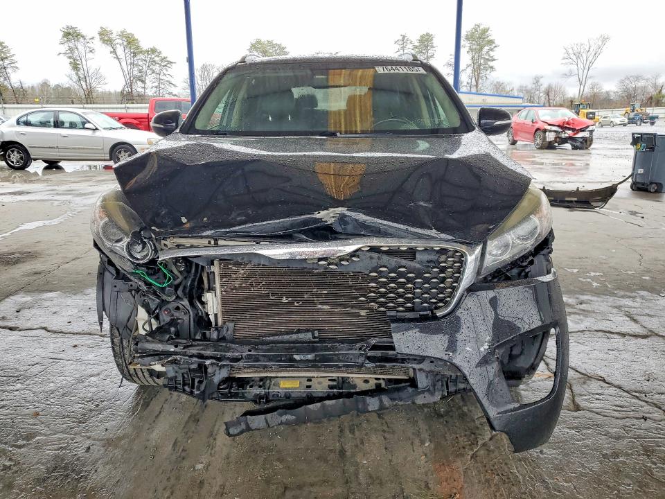 Photo 5 from auction – 2016 KIA SORENTO SX with VIN 5XYPK4A56GG008425