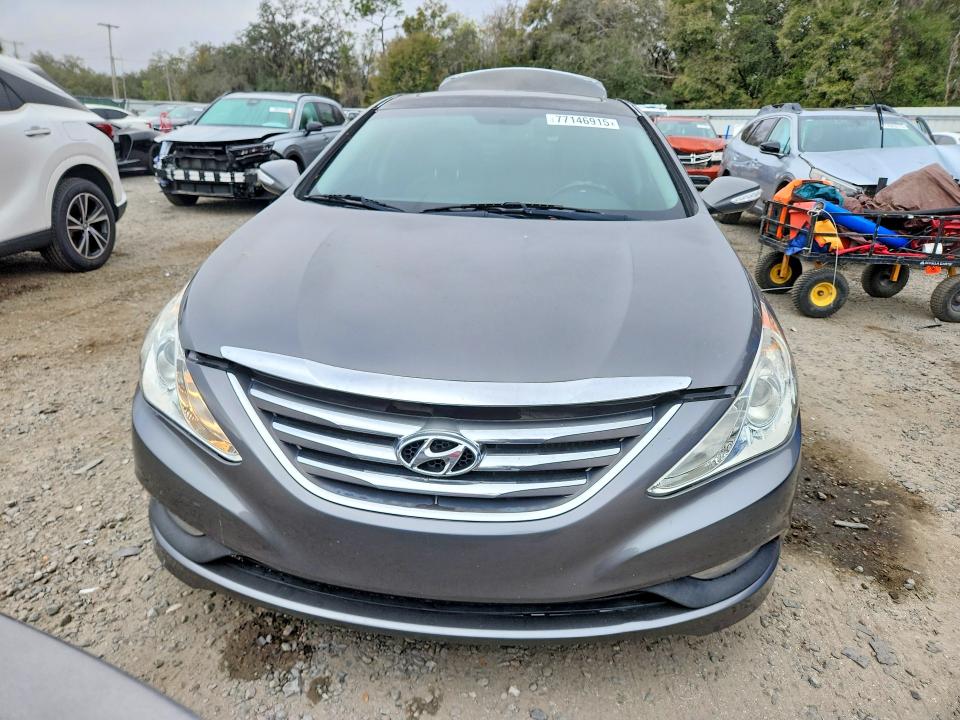 Photo 5 from auction – 2014 HYUNDAI SONATA SE with VIN 5NPEC4AB0EH845350