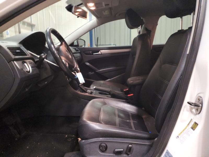 Photo 7 from auction – 2014 VOLKSWAGEN PASSAT with VIN 1VWAS7A37EC106593