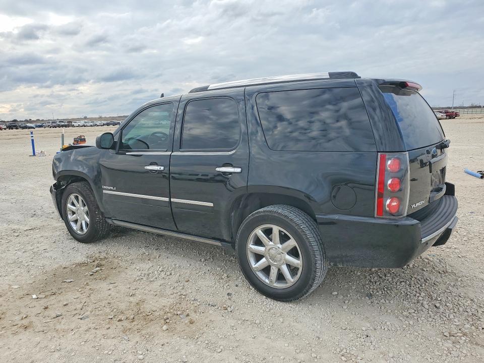 Photo 2 from auction – 2014 GMC YUKON with VIN 1GKS1EEF2ER161408