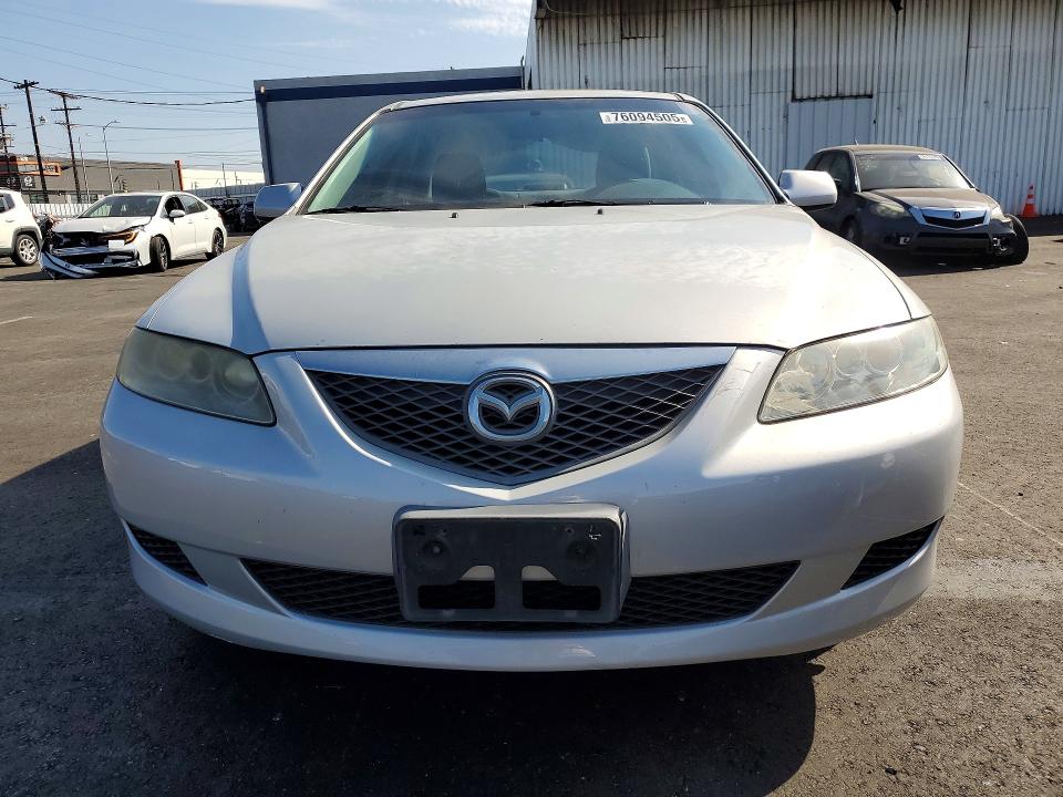 Photo 5 from auction – 2003 MAZDA 6 with VIN 1YVFP80C135M04523