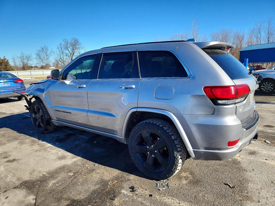 Photo 2 from auction – 2015 JEEP GRAND CHEROKEE with VIN 1C4RJFAG8FC821373