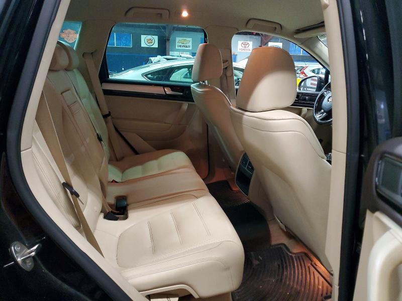 Photo 11 from auction – 2013 VOLKSWAGEN TOUAREG with VIN WVGEF9BPXDD002481