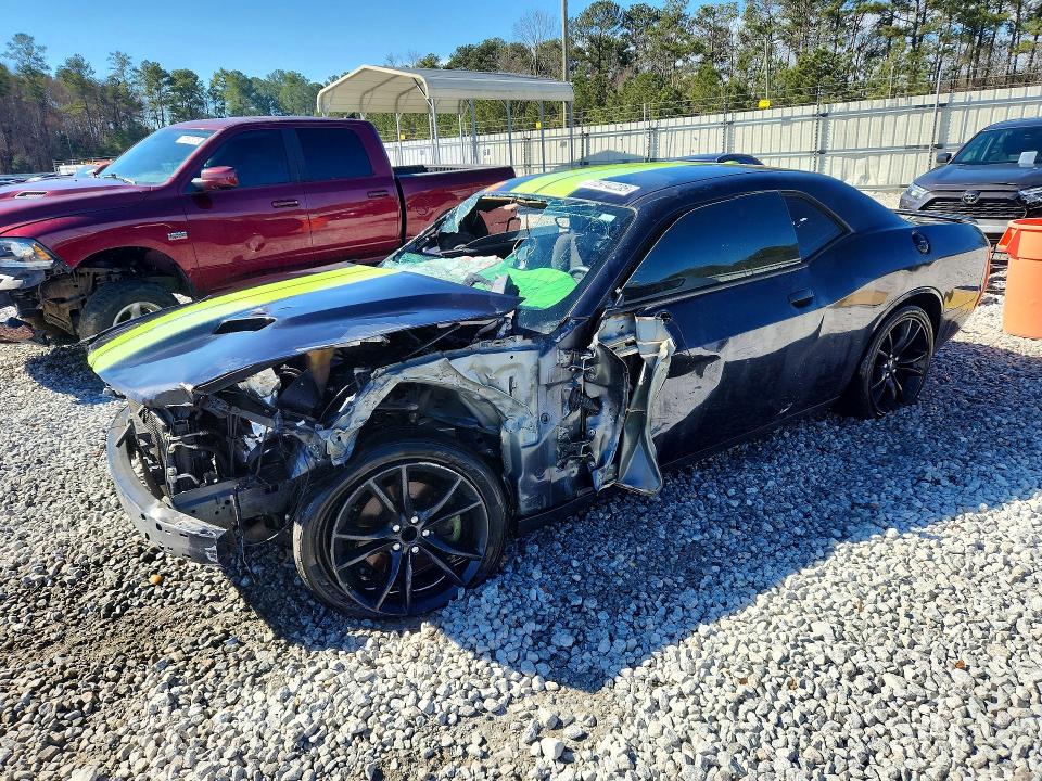 DODGE CHALLENGER 2017 with VIN 2C3CDZBT9HH587260 - Photo from auction