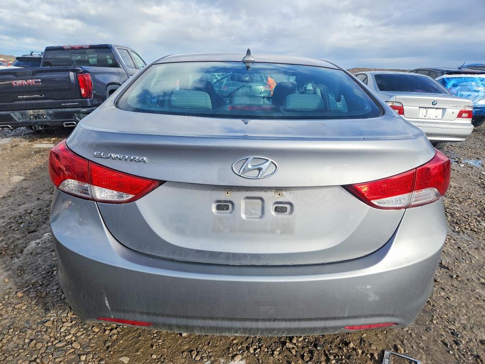 Photo 6 from auction – 2013 HYUNDAI ELANTRA with VIN KMHDH4AE9DU555342