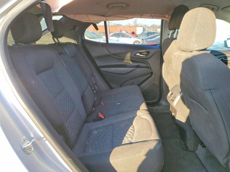 Photo 10 from auction – 2018 CHEVROLET EQUINOX with VIN 2GNAXJEV8J6126049