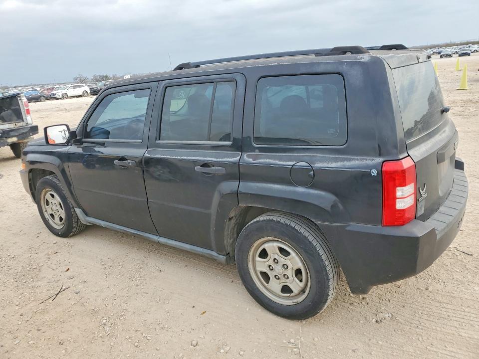 Photo 2 from auction – 2007 JEEP PATRIOT with VIN 1J8FT28W87D326341