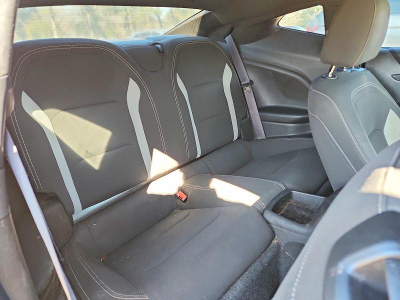Photo 10 from auction – 2016 CHEVROLET CAMARO with VIN 1G1FB1RS7G0132058