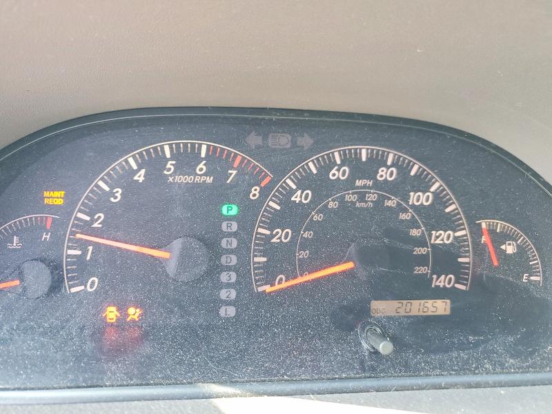 Photo 9 from auction – 2005 TOYOTA CAMRY LE with VIN 4T1BE30K15U395847