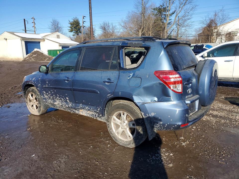 Photo 2 from auction – 2011 TOYOTA RAV4 with VIN 2T3BF4DV0BW153688