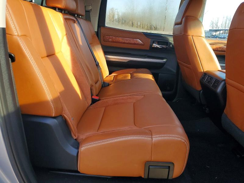 Photo 10 from auction – 2015 TOYOTA TUNDRA CRE with VIN 5TFAY5F16FX420694
