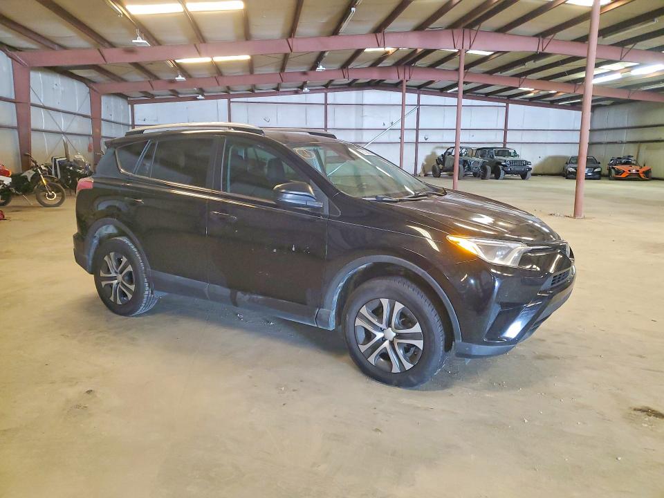 Photo 4 from auction – 2018 TOYOTA RAV4 with VIN 2T3ZFREV4JW518303