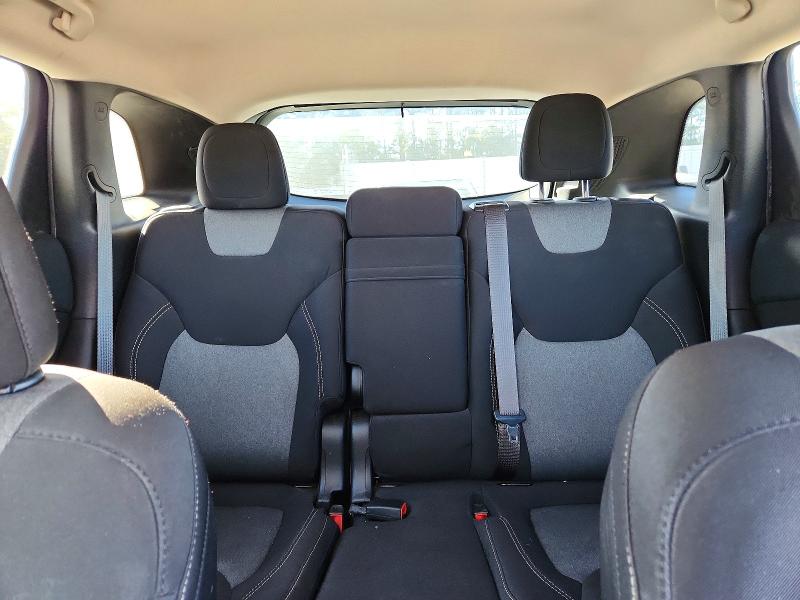 Photo 10 from auction – 2015 JEEP CHEROKEE with VIN 1C4PJLAB8FW611915