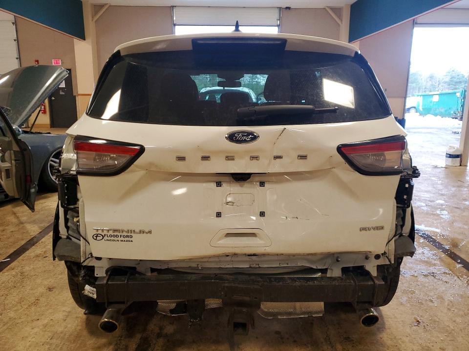 Photo 6 from auction – 2022 FORD ESCAPE TIT with VIN 1FMCU9J93NUB39747